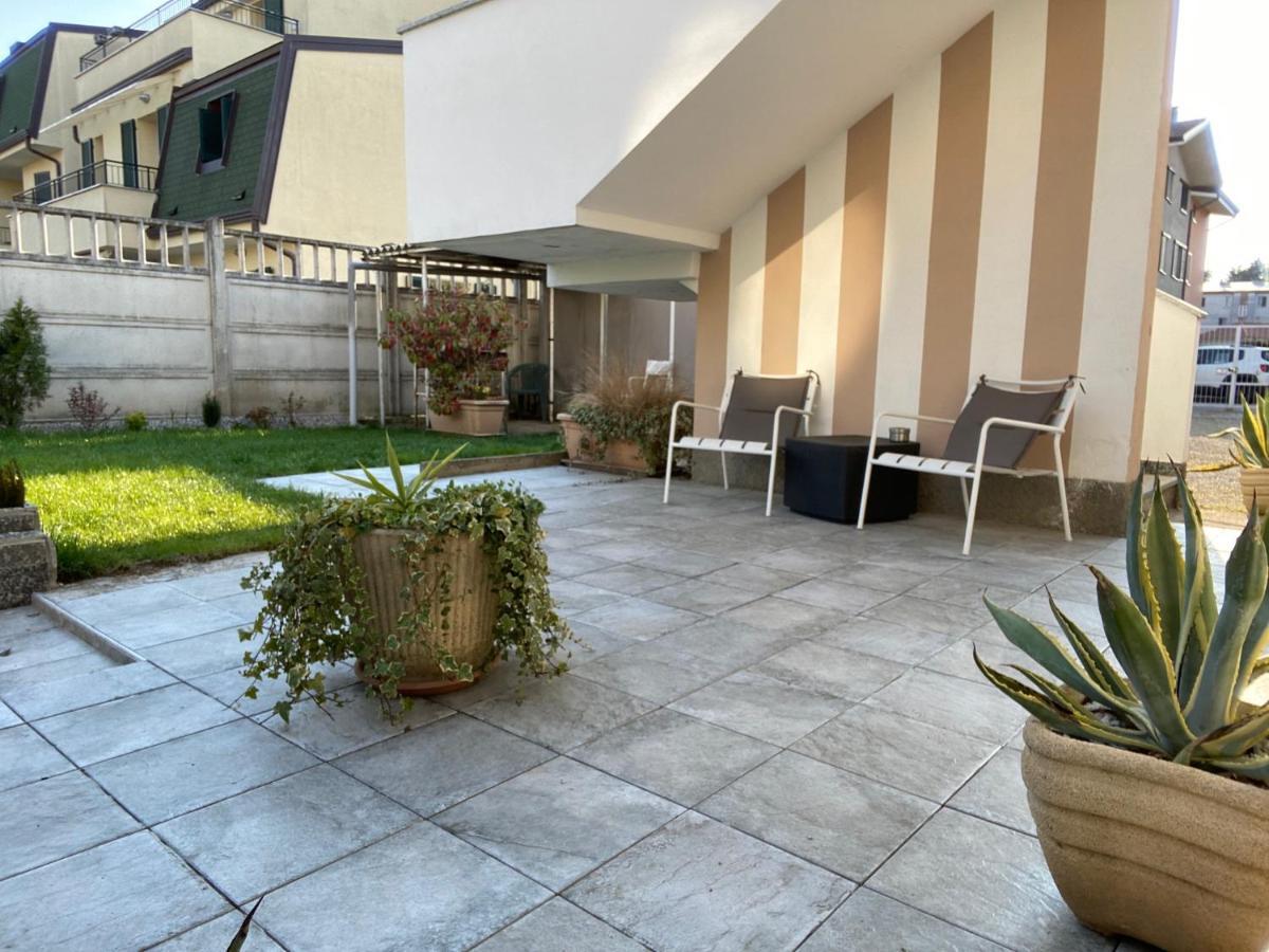Appartamento Zena Saronno Exterior foto